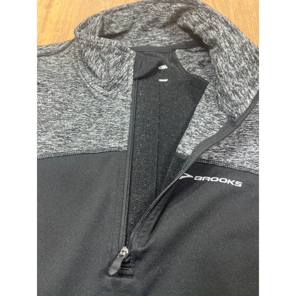 Brooks Womens Equilibrium Quarter Zip Fleece Running Top Black Grey Size‎ M - Picture 7 of 14